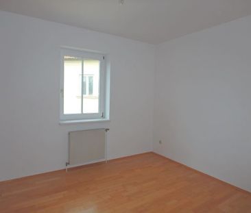 Helle 2-Zimmer Wohnung im Zentrum von Krems - Photo 1