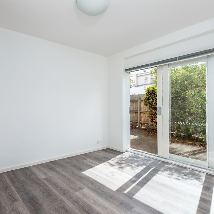 Convenient and Bright 2-Bedroom Apartment in Preston! - Photo 1