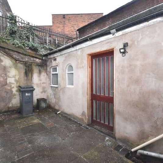 Liverpool Road, Stoke-on-trent, ST4 - Photo 1