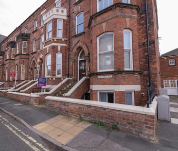 Flat 4 , 13 Wenlock Terrace - Photo 5