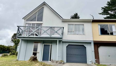 Charming and Spacious Home at 104a Allington Road - Photo 3