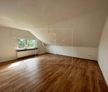 Erstbezug nach Modernisierung von heller gemütlicher DG-Wohnung - Foto 1