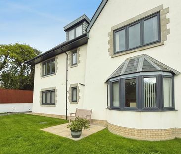 2 bedroom flat to rent The Oaks, Barton on Sea - Photo 5
