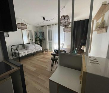 Location Appartement 1 pièce 23m² LA ROCHELLE 17000 - Photo 1