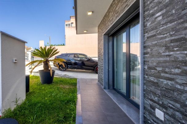 Odivelas, Ramada e Caneças, - Photo 1