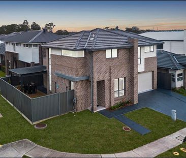 33 Sheila Street, Grantham Farm NSW 2765 - House For Rent | Domain - Photo 1