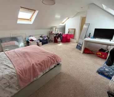 5 bedroom detached house to rent - Photo 3