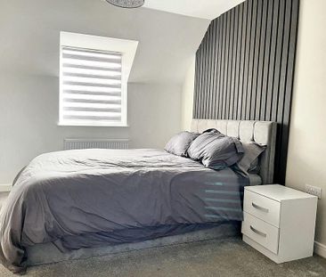 4 bedroom detached house to rent - Photo 6