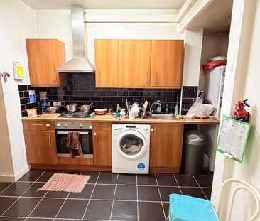 2 bedroom ground floor maisonette to rent - Photo 1