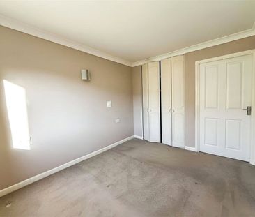 Homebeech House, Mount Hermon Road, Woking, Surrey, GU22 7XG - Photo 6