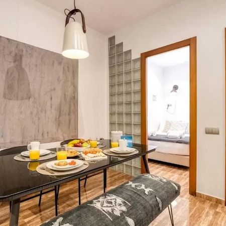 Carrer de Nil Fabra, Barcelona, Catalonia 08012 - Foto 4