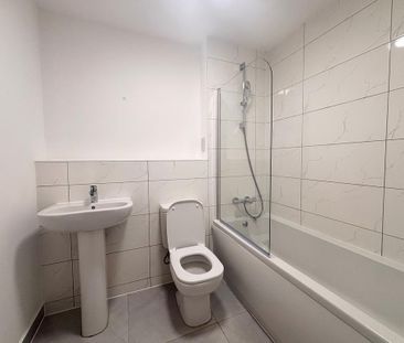 2 bedroom apartment to rent - Photo 6
