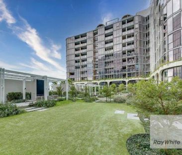 “Breathtaking Bay Views in the Heart of Port Melbourne” - Photo 5