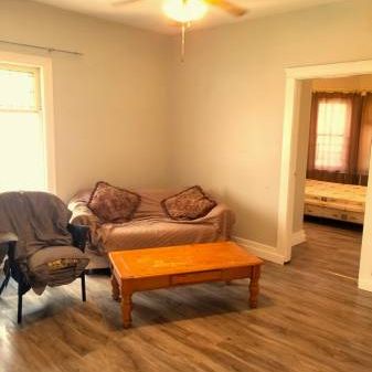 (Downtown) Furnished, 2 Bedrooms Suite! - Photo 3