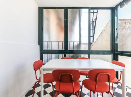 Rua Tenente Ferreira Durão, Lisbon, Lisbon 1350-315 - Photo 2