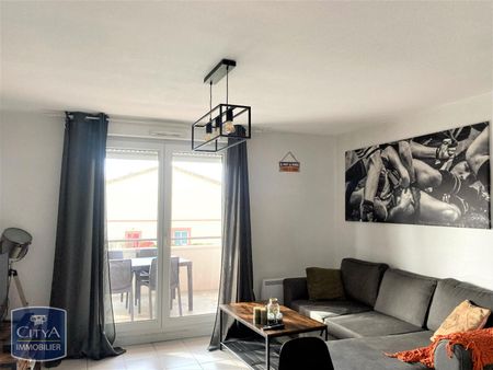 Location Appartement 3 pièces 54m² MONTAUBAN 82000 - Photo 2