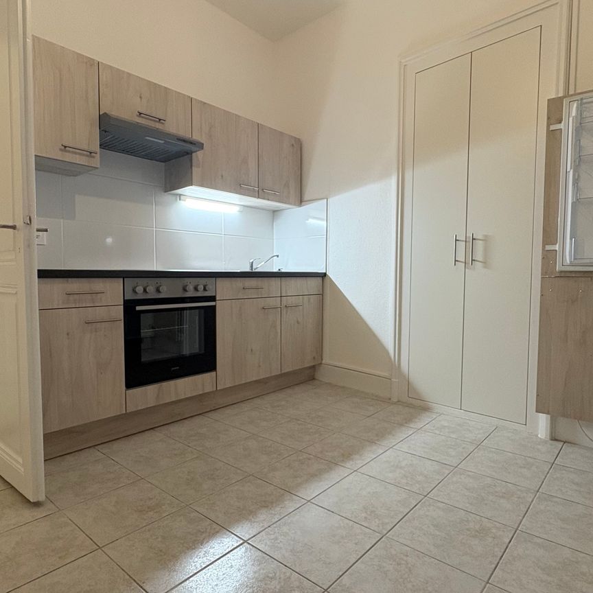 À louer – Appartement 1 pièce rénové au centre de Montreux - Photo 1