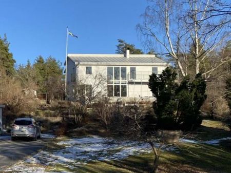 Villa 198 kvm i två plan i ett lugnt område i Saltsjö-Boo - Foto 4