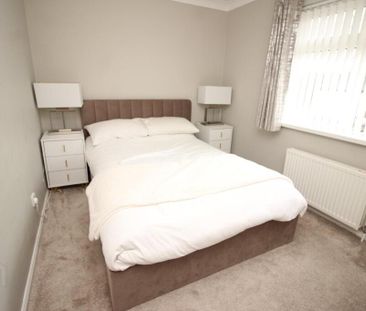 11 Coronation Gardens, Lisburn, BT27 5RG - Photo 3