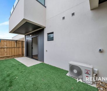 Room for Lease in Great Location! - Photo 5