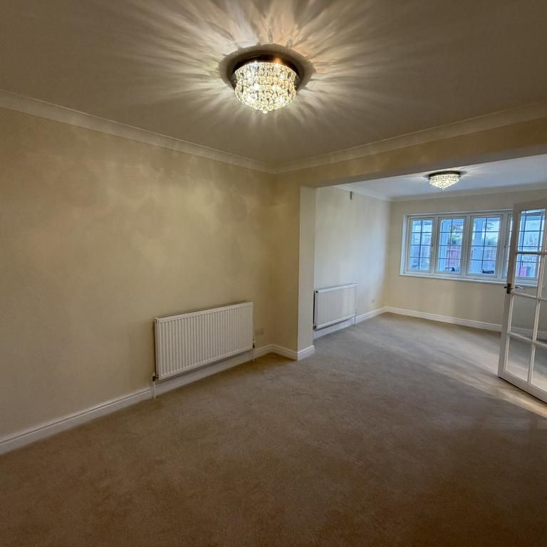 4 bedroom house to rent - Photo 1