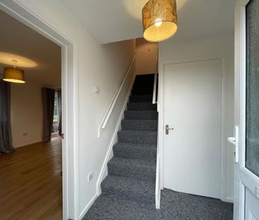 3 bedroom semi-detached house to rent - Photo 4