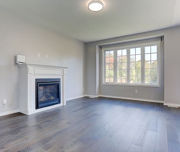 For Lease - 2433 Equestrian Crescent, Oshawa, Ontario - Photo 5