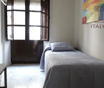 Piso de alquiler en Calle Relator, Feria - Photo 2