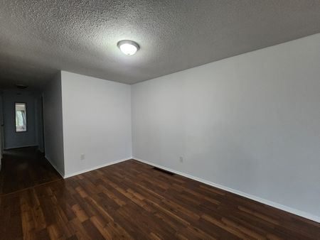 For Lease - 5 CALCOTT Court Unit# UPPER, Thorold, Ontario - Photo 4