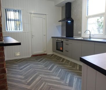 3 bedroom House To Let Total Size: 1120 SQ FT - Photo 1