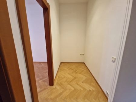 160 m² - 4 ZIMMER -CITY WOHNUNG - Sauna - NÄHE U1 - LAURENZERBERG - NÄHE SCHWEDENPLATZ - Foto 3