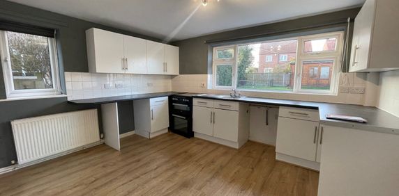 3 bedroom house to rent - Photo 2