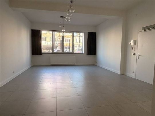 Appartement te huur - Photo 1