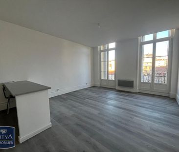 Location Appartement 3 pièces 92m² MARSEILLE 2ème - Photo 1