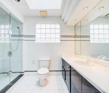 For Lease - 17 Bramble Drive, Toronto, Ontario - Photo 2