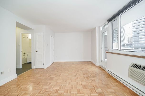 For Lease - 55 Isabella Street Unit# 1004, Toronto, Ontario - Photo 1