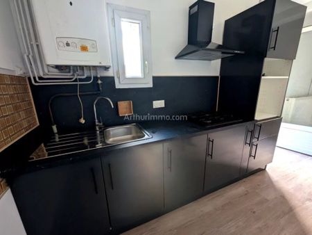 Location Appartement 3 pièces 76 m2 à Coutras - Photo 3