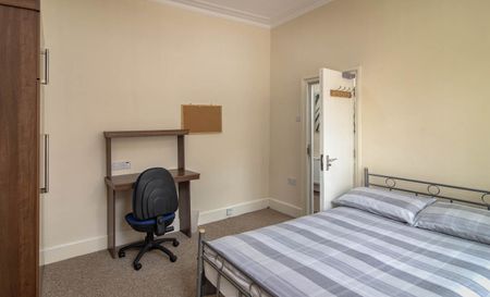 De Lacy Street, Ashton-on-Ribble - Photo 3