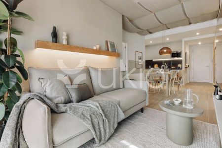 Apartamento de alquiler en Carrer de Floridablanca, Sant Antoni - Photo 3