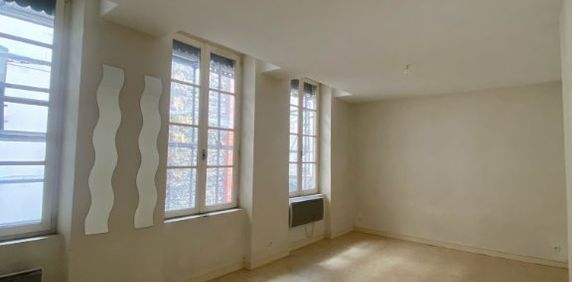 Appartement T4 A Louer - Lyon 7eme Arrondissement - 94.6 M2 - Photo 2