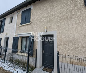 LOCATION d'un appartement F2 (33 m²) à SAINT BONNET DE MURE - Photo 1