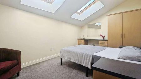 Stamford Road, Mossley, Mossley, OL5 - Photo 4