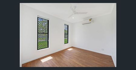 3 Bedroom home Mount Louisa - Photo 5