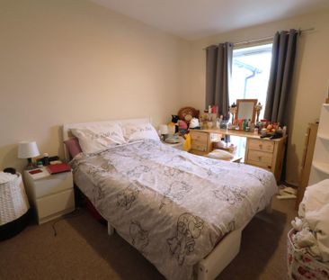 Old Turnpike Fareham Unfurnished - Photo 4