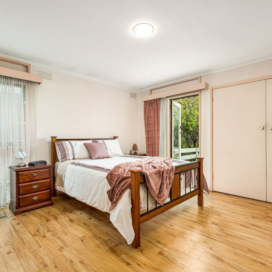 357 Napier Street, Strathmore VIC 3041 - Photo 1