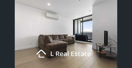 Furnished Stylish Modern Apartment in the Heart of Leafy Parkville Gardens - Photo 2