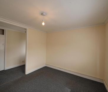 1 bedroom detached house to rent - Photo 4
