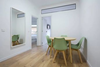 Carrer de Neopàtria, Barcelona, Catalonia 08030