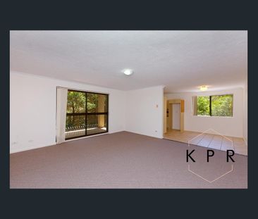 Spacious apartment in Quiet Street - Photo 1