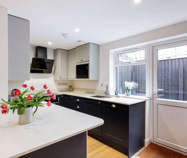 Bath Road, Cheltenham, GL53 - Photo 1